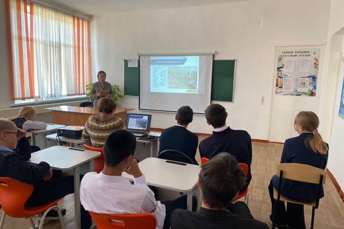 Бірыңғай сынып сағаты "Рақымжан Қошқарбаевтың ерлігі"